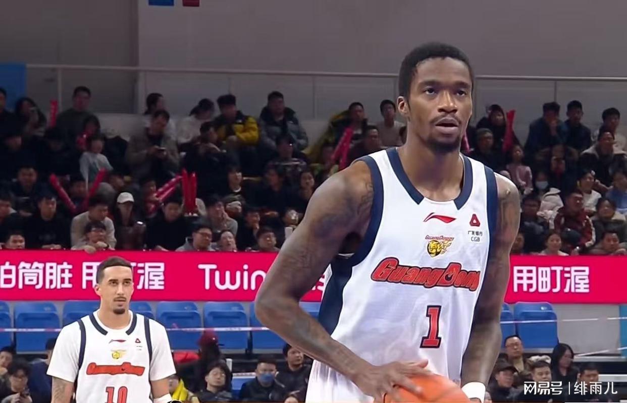 银河娱乐城-麦考尔正式留队！广东男篮敲定季后赛四外援，杜锋惨遭重大打击！